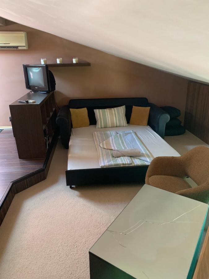 Plaza Home Сиофок Екстериор снимка